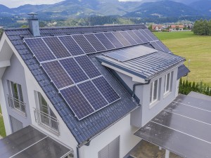 How to Choose the Right Lithium Battery for Solar: Your 2025 Guide How to Choose the Right Lithium Battery for Solar: Your 2025 Guide