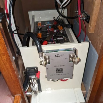 China Stock JK 300A B2A8S30P-HC with CAN Bus and Heating  3S-8S 2A Active Balancing BMS compatible with LiFePO4, Li-ion, and LTO Batteries China Stock JK 300A B2A8S30P-HC with CAN Bus and Heating  3S-8S 2A Active Balancing BMS compatible with LiFePO4, Li-ion, and LTO Batteries